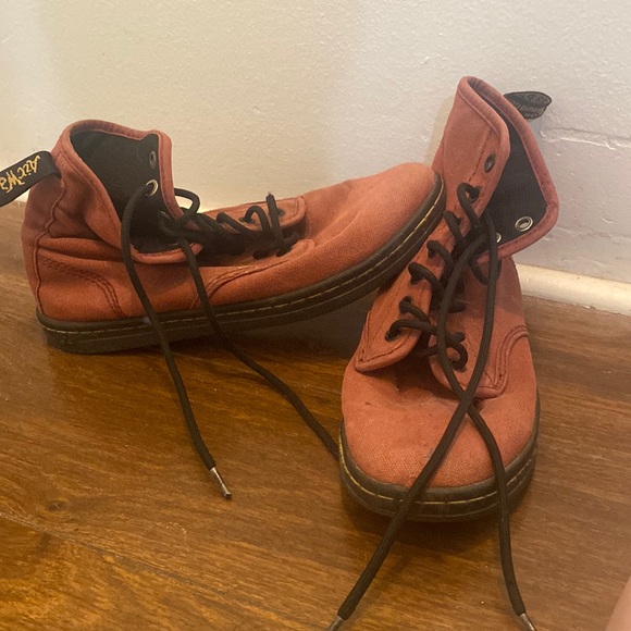 Red Dr. Martens high tops - Picture 1 of 4